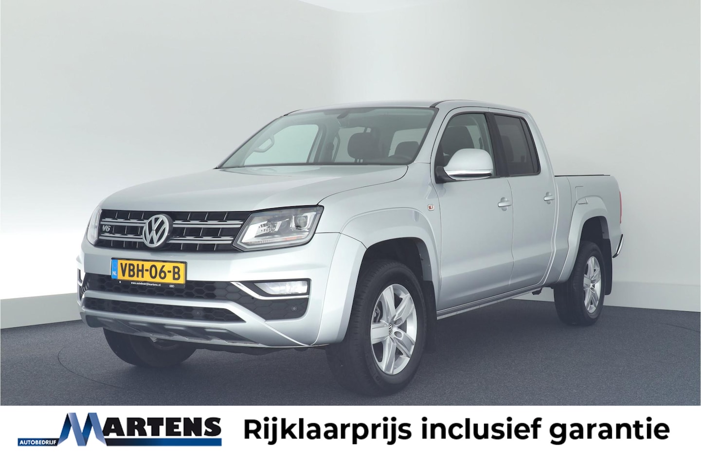 Volkswagen Amarok - 3.0 TDI 259pk DSG 4Motion DC Highline Trekhaak Camera Navigatie Xenon Leder - AutoWereld.nl