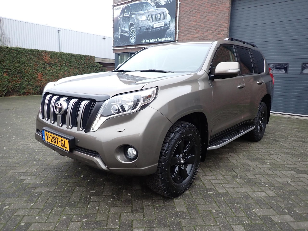 Toyota Land Cruiser - 2.8 D-4D-F A/T Van - AutoWereld.nl