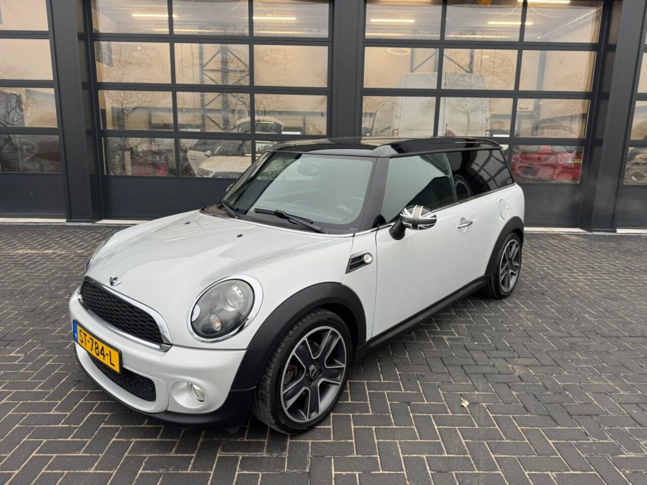 MINI Clubman - 1.6 / Xenon / Cruise - AutoWereld.nl