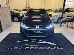 Volkswagen Golf - 1.5 TSI Highline Business R-line