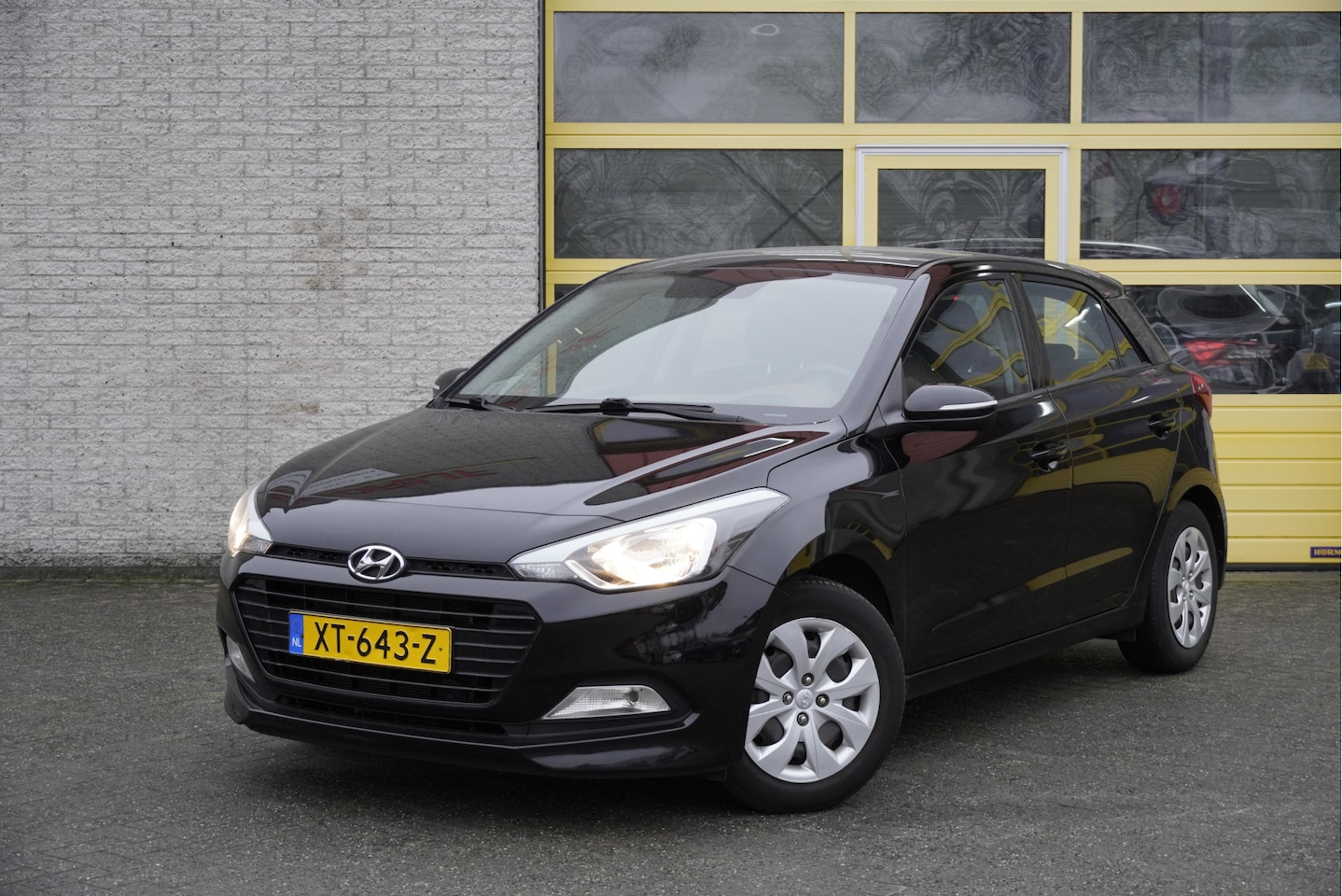 Hyundai i20 - 1.0 T-GDI 5drs i-Drive Cool BJ2019 Airco | Audio | Stuurbekrachtiging | Getint glas - AutoWereld.nl