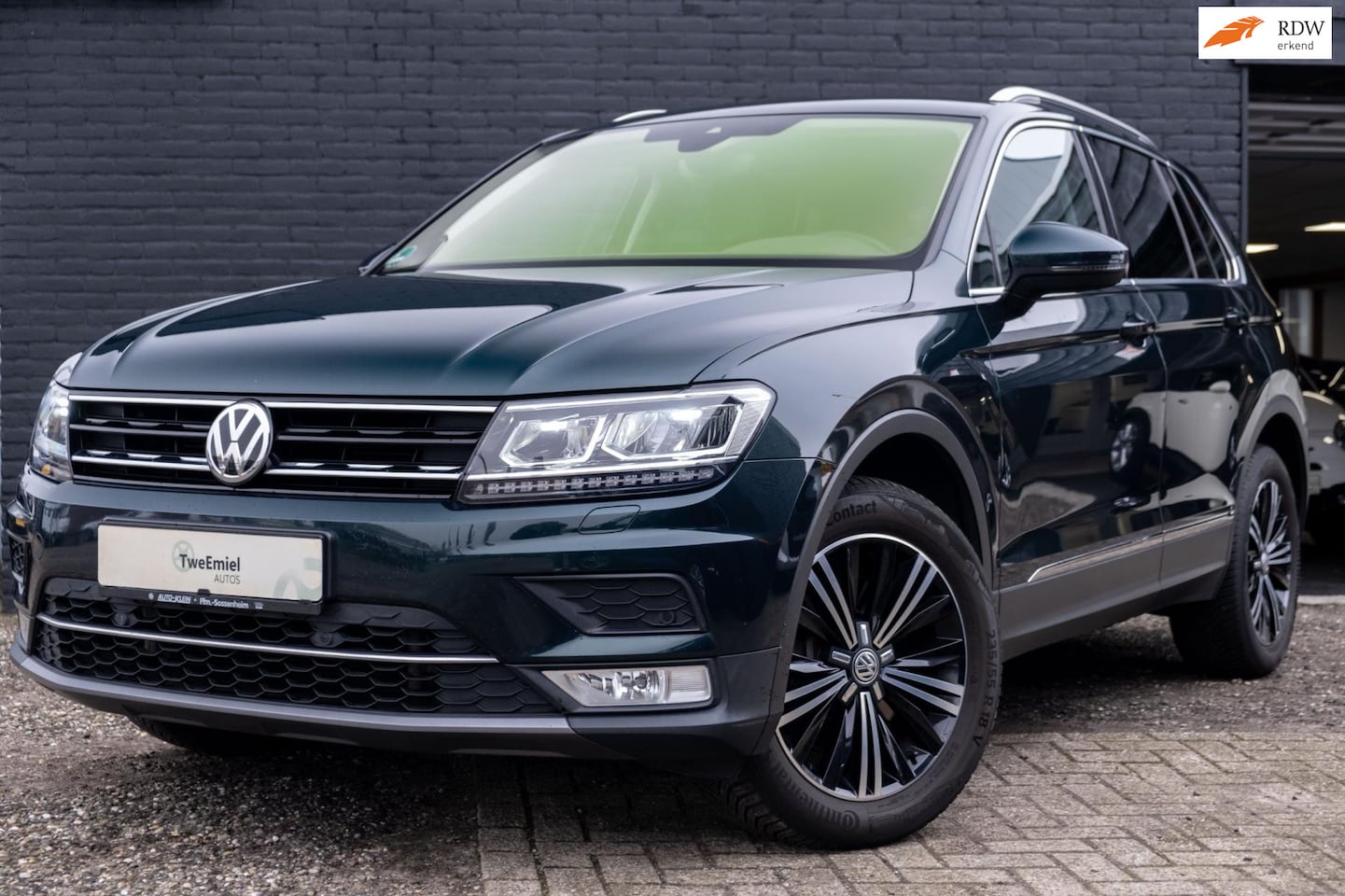 Volkswagen Tiguan - 2.0 TSI 4Motion Highline | Trekhaak | Virtual | ACC - AutoWereld.nl