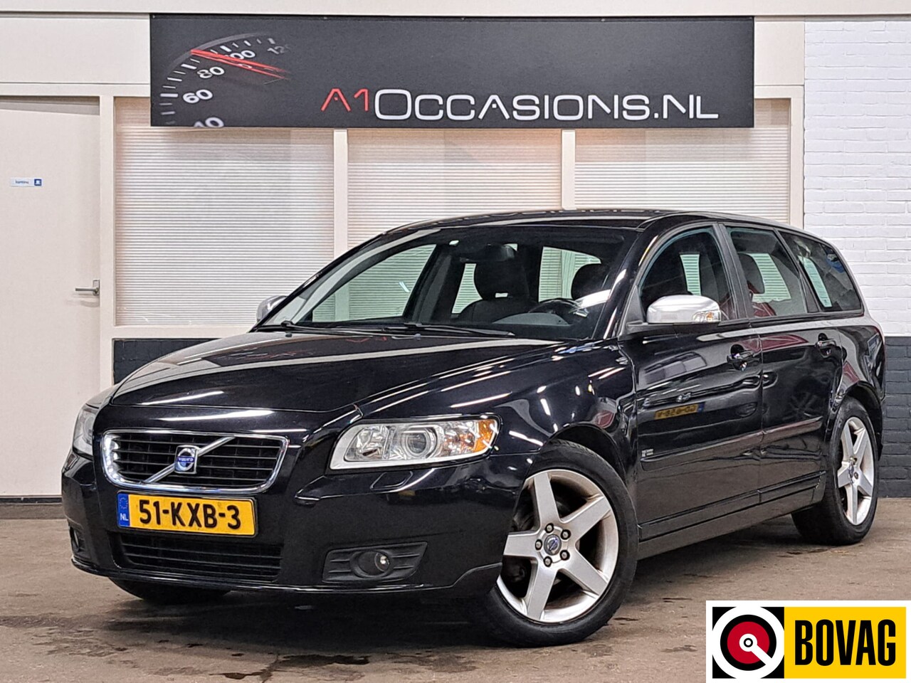 Volvo V50 - 1.8 Edition II + LEDER + NAVI !! - AutoWereld.nl