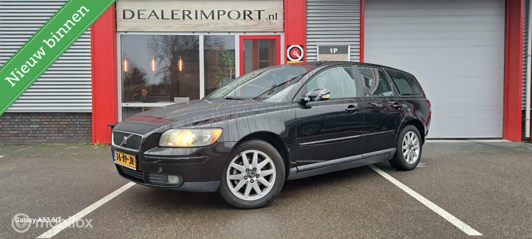 Volvo V50 - 1.8 Momentum 1.8 Momentum, ECC / Cruise contr. / LMV / APK 03-10-2025 - AutoWereld.nl