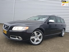 Volvo V70 - 2.0T R-Edition Clima/Cruise/Leder/ Autom