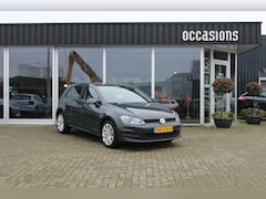 Volkswagen Golf - 1.2 TSI Trend Ed