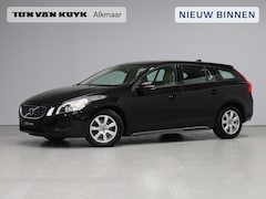 Volvo V60 - 1.6 T3 Kinetic / Navigatie / Park Assist / High Performace audio