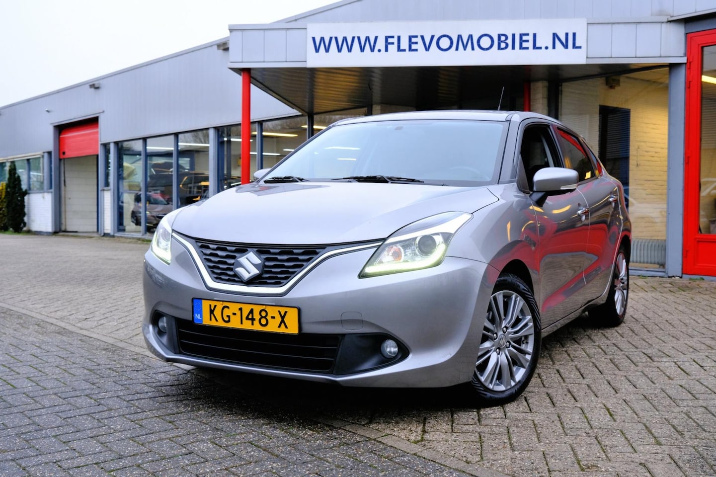 Suzuki Baleno - 1.2 Smart Hybrid High Executive Navi|1e Eig|Cam|Clima|LMV - AutoWereld.nl