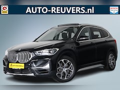 BMW X1 - xDrive25e X-Line / Panorama / Opendak / Navi / DAB / LED / Trekhaak