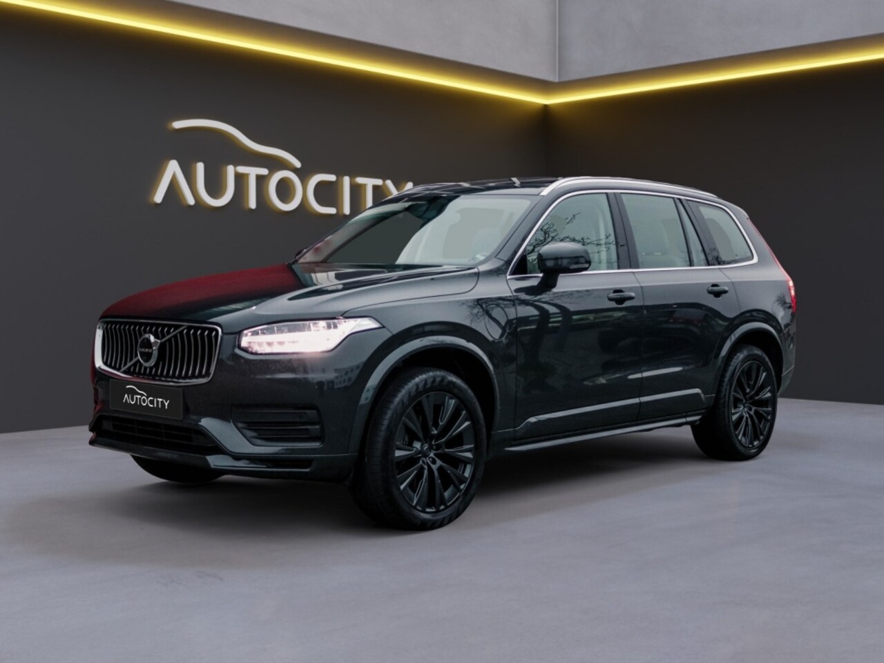 Volvo XC90 - 2.0 T8 Twin Engine AWD Momentum 7p l Pano l Leder l 360 Camera - AutoWereld.nl