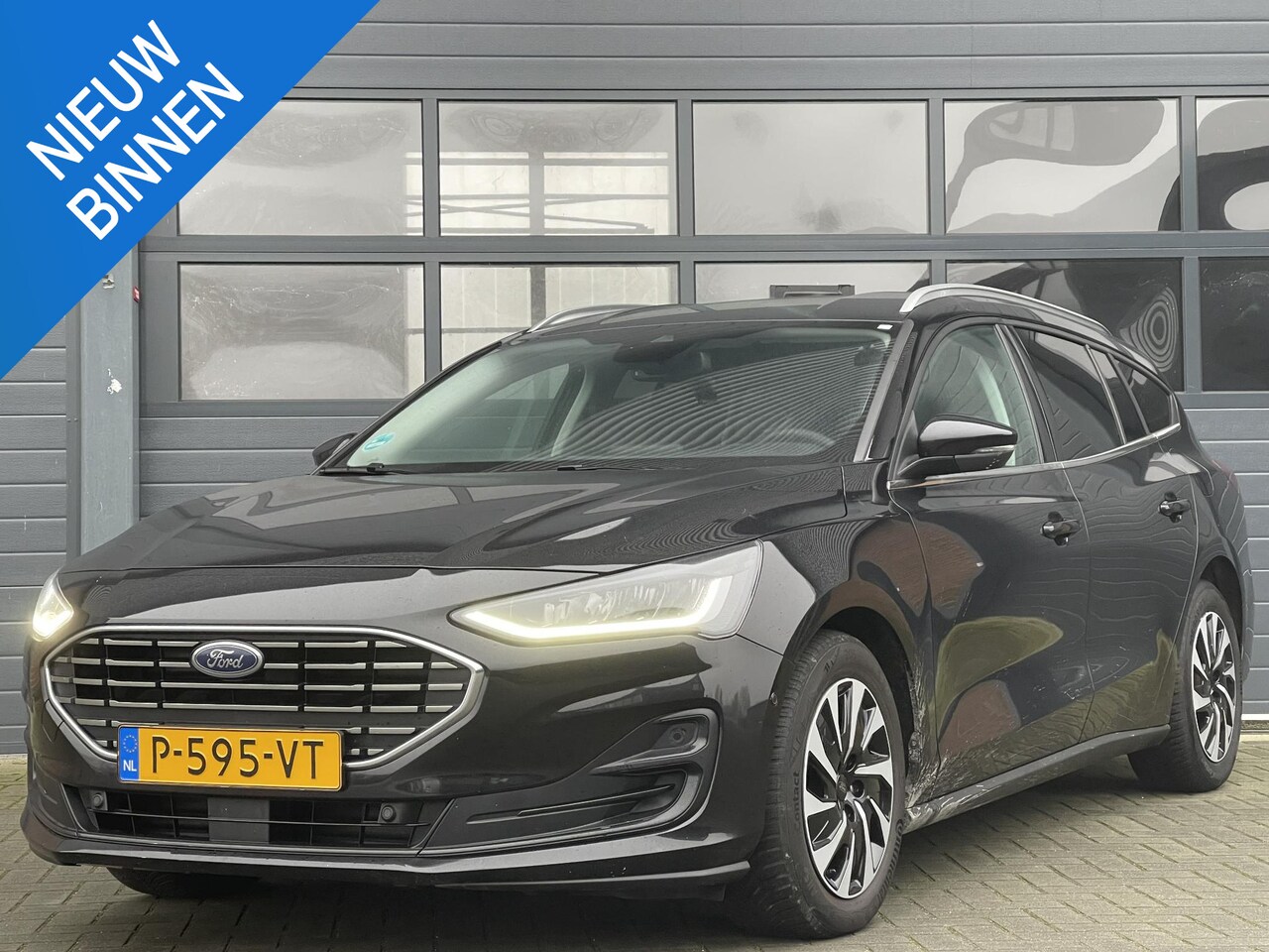 Ford Focus Wagon - 1.0 ECOBOOST HYBRID TITANIUM STYLE I WINTERPAKKET I APPLE/ANDROID I NAVIGATIE I CLIMATE CO - AutoWereld.nl