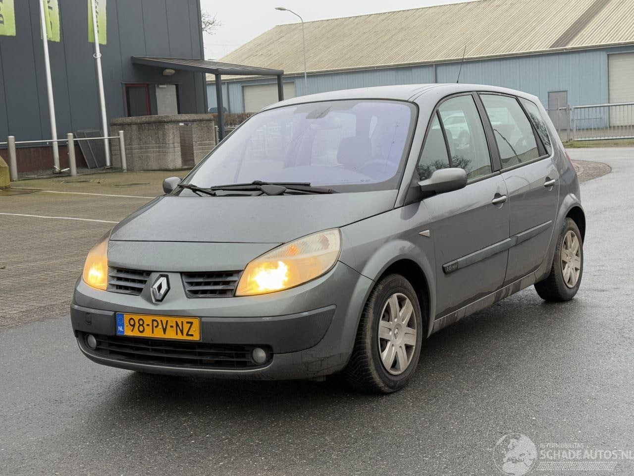 Renault Scénic - 1.6 16V Clima - AutoWereld.nl