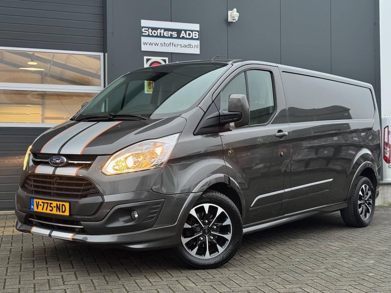 Ford Transit Custom - 2.0 TDCI 170pk L2H1 Sport | Navi | Camera | Trekhaak 2800KG | DAB | Cruise | PDC | 17 inch - AutoWereld.nl