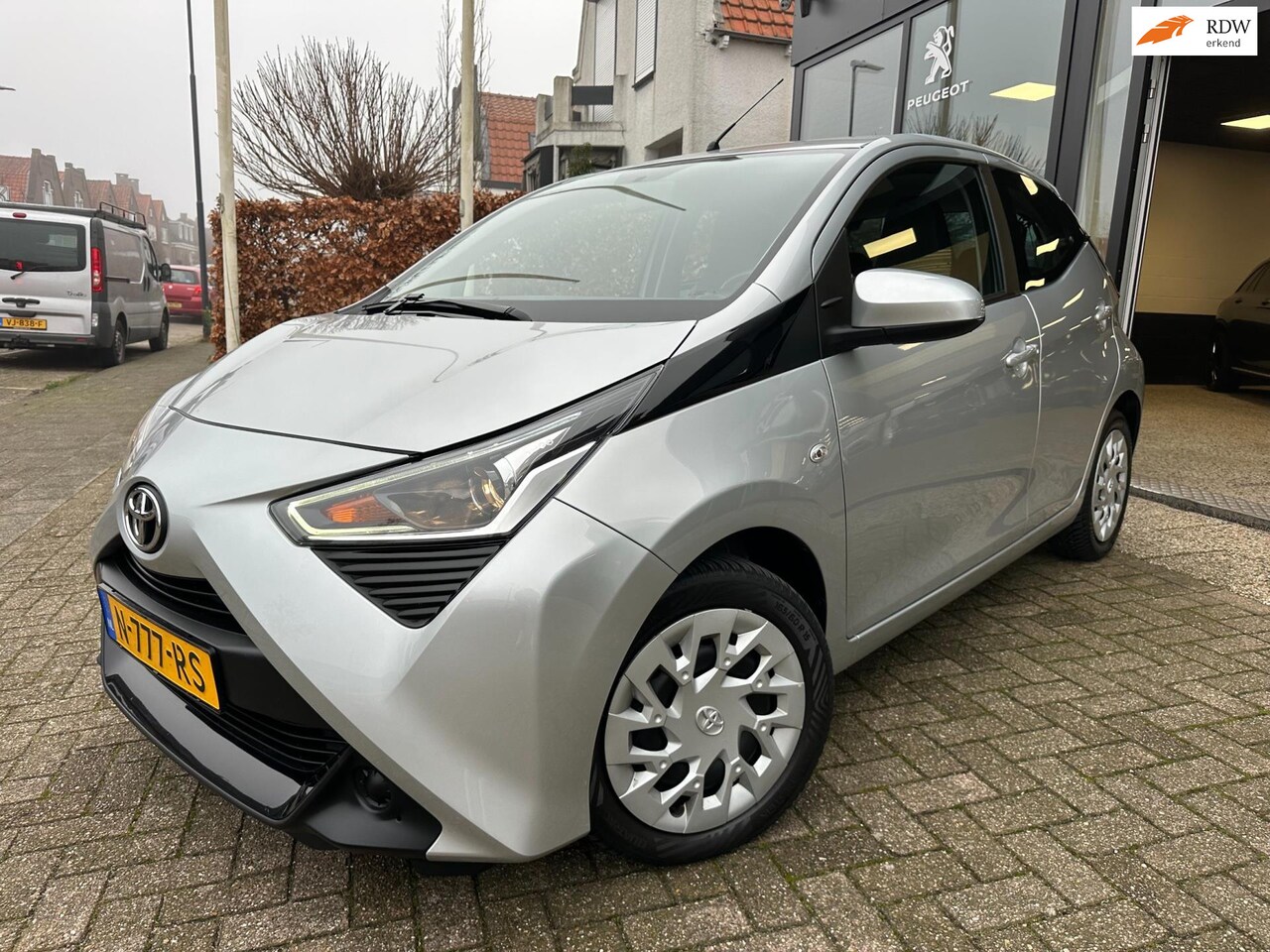 Toyota Aygo - 1.0 VVT-i x-play|Airco|Camera|Apple CarPlay - AutoWereld.nl