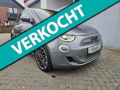 Fiat 500e - La Prima 42 kWh Luxe uitvoering Leer/pdc/pano