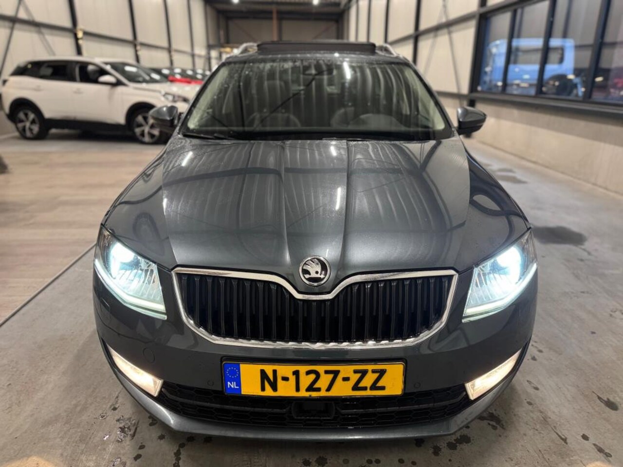 Skoda Octavia Combi - 1.4 TSI Greentech Style DSG PANORAMA - AutoWereld.nl