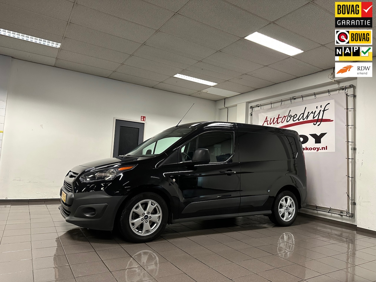 Ford Transit Connect - 1.5 TDCI L1 Economy Edition * NL Auto / 80.584 km + NAP / Trekhaak / LM Velgen * - AutoWereld.nl