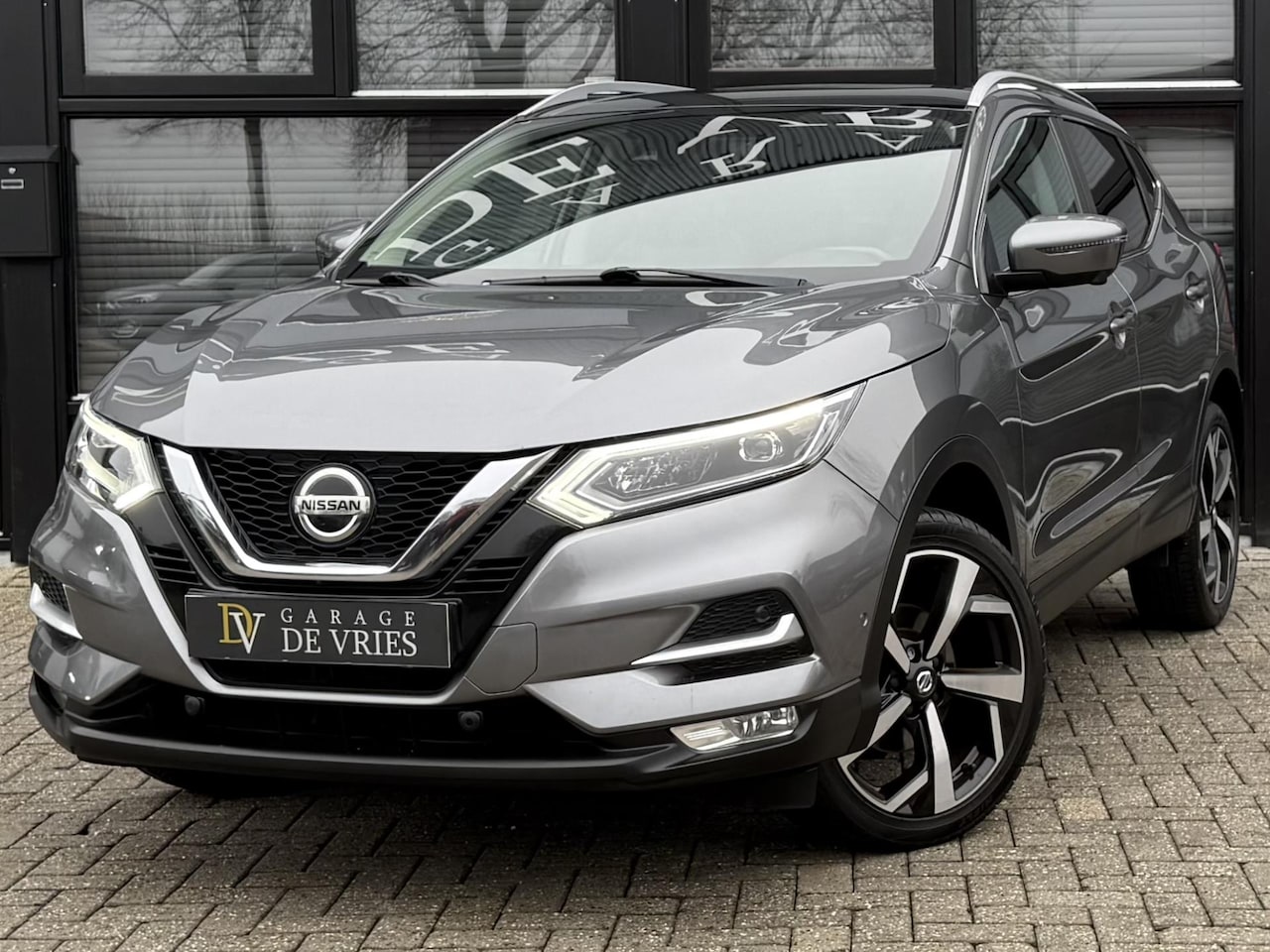 Nissan Qashqai - 1.2 Tekna + Panoramadak 360 Camera Orig. NL NAP Garantie - AutoWereld.nl