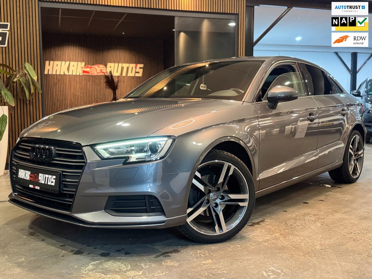 Audi A3 Limousine - TFSI Automaat | Carplay | Led | Stoelverw. | Cruise - AutoWereld.nl