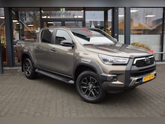 Toyota HiLux - 2.8 D-4D DUBBEL CABIN INVINCIBLE A/T BE TREKKER 5 SITZ VAN