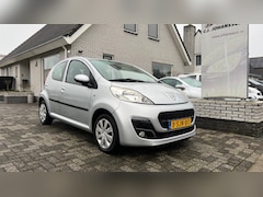 Peugeot 107 - 1.0 premiere