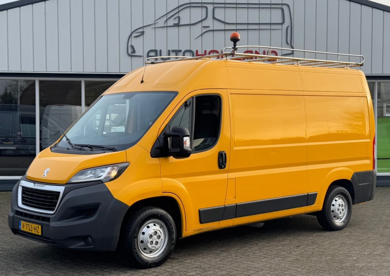 Peugeot Boxer - 2.0 HDI 96KW 131PK L2H2 EURO 6 AIRCO/ CRUISE CONTROL/ IMPERIAAL/ - AutoWereld.nl