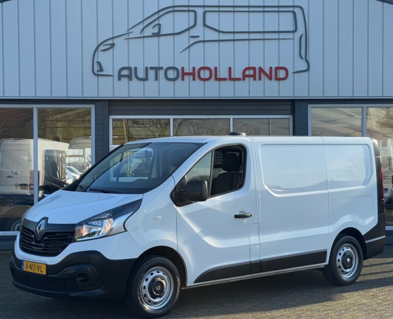 Renault Trafic - 1.6 DCI 70KW 95PK EURO 6 AIRCO/ CRUISE CONTROL/ NAVIGATIE/ PARKE - AutoWereld.nl