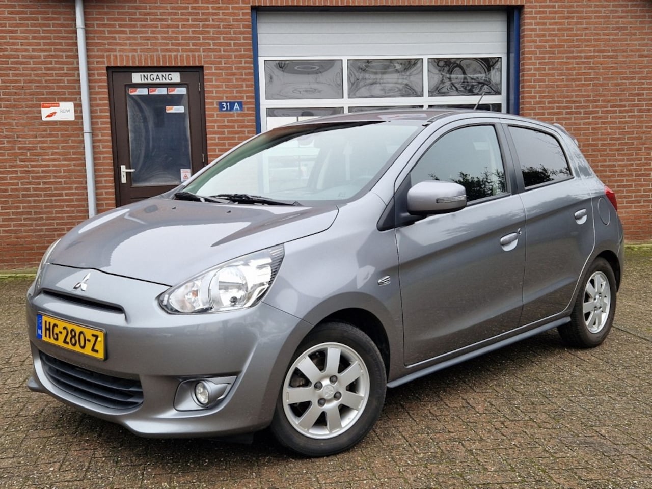 Mitsubishi Space Star - 1.2 Instyle Automaat NL-auto Cruise Climate Camera Navi - AutoWereld.nl