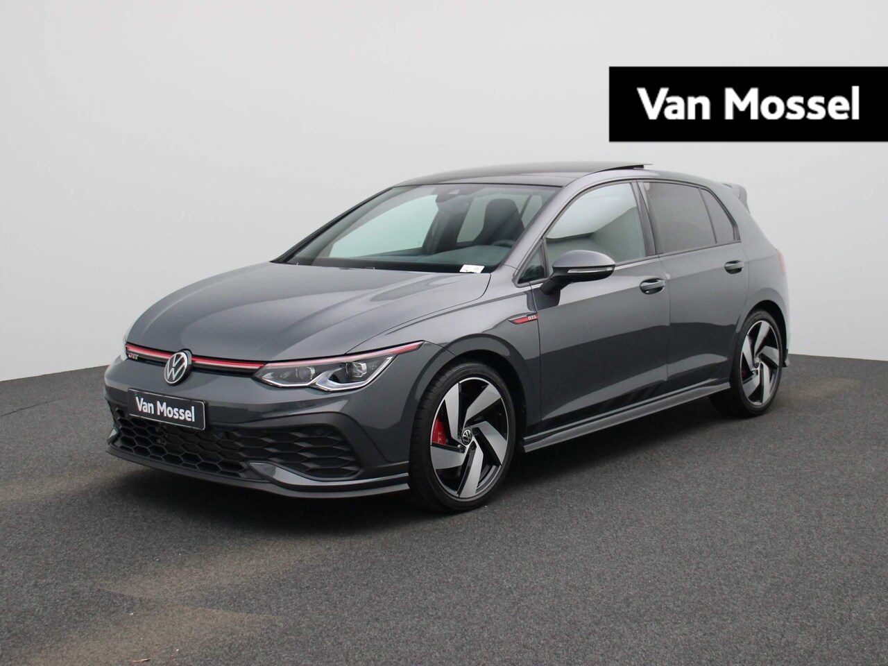 Volkswagen Golf - 2.0 TSI GTI Clubsport | 300 PK | Achteruitrijcamera | Climatronic (Automatische Airco) | I - AutoWereld.nl