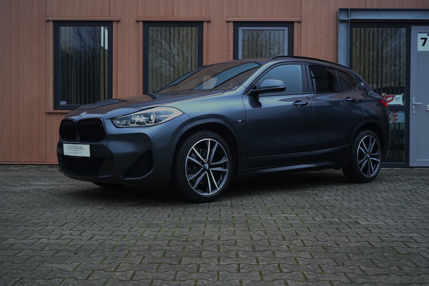 BMW X2 - sDrive 20i | M-Sport | Trekhaak | Head-Up - AutoWereld.nl