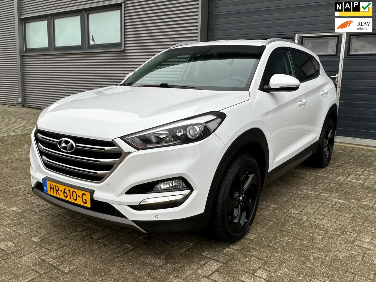 Hyundai Tucson - 1.6 GDi Comfort NAVI - TREKHAAK - LED!!! - AutoWereld.nl