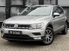 Volkswagen Tiguan - 1.4 TSI Highline ACC + Lane Assist Navi Garantie