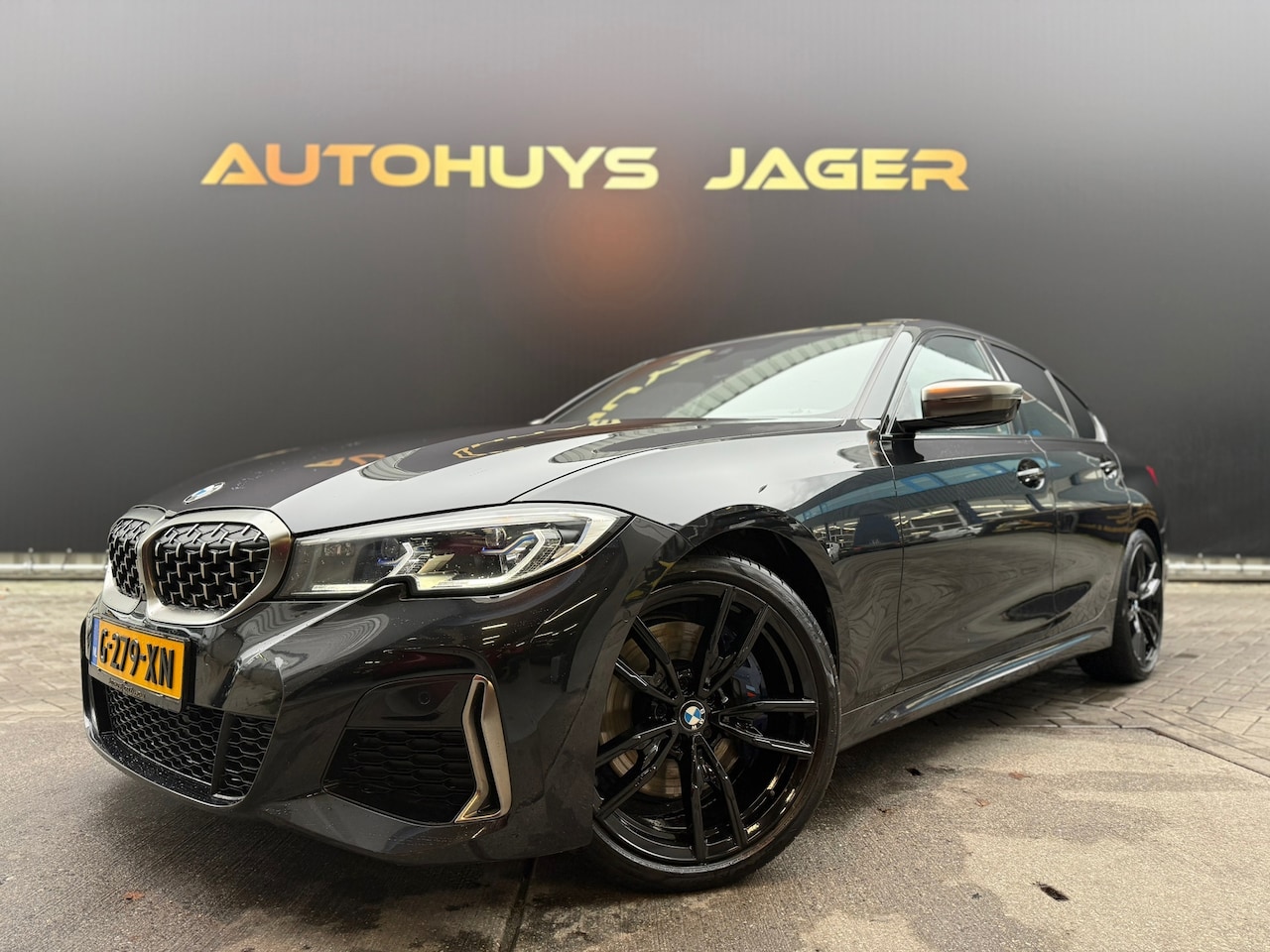 BMW 3-serie - M340i xDrive Pano.H&K.HeadUp BOMVOL!! - AutoWereld.nl