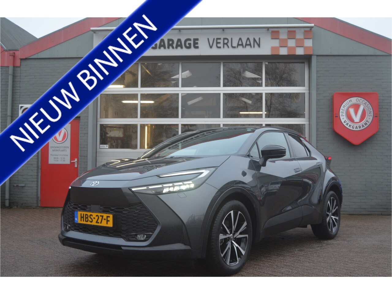 Toyota C-HR - 1.8 Hybrid 140 stuur en stoelverwarm. navigatie - AutoWereld.nl