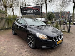 Volvo V40 - 2.0 D4 Momentum Business Nav Clima Pdc Trekh Dealer Ond