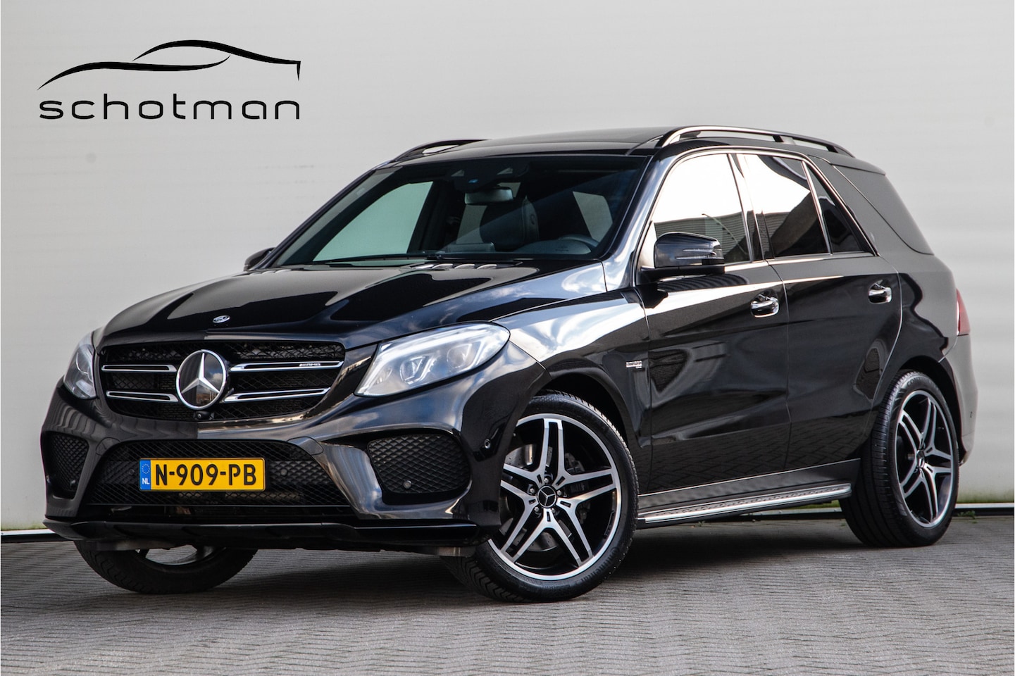 Mercedes-Benz GLE-Klasse - AMG 43 4MATIC Nightpack, Pano, Luchtvering, 368pk 2017 - AutoWereld.nl