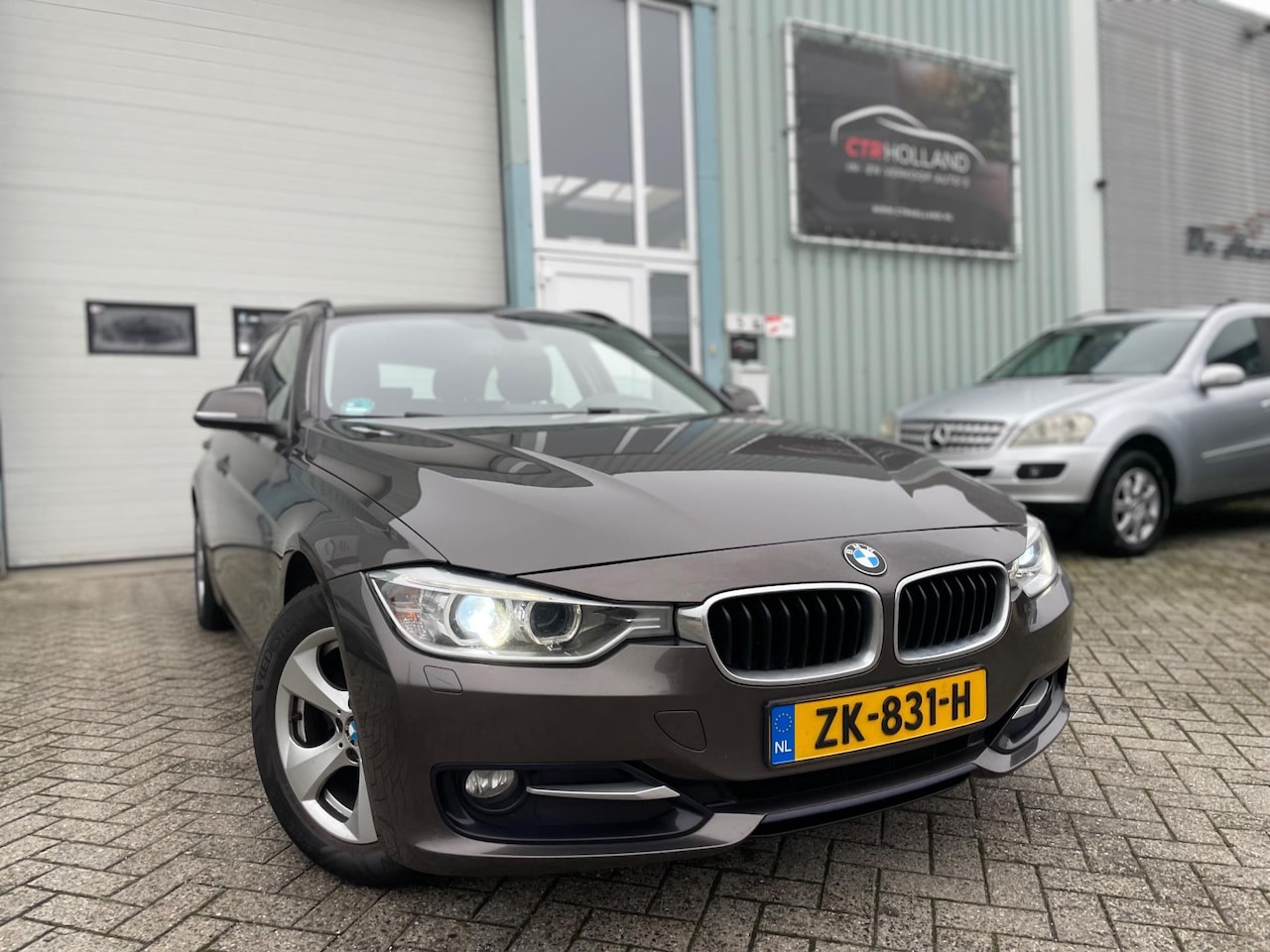 BMW 3-serie Touring - 316d High Executive (bj 2015) EURO6|XENON|LEER - AutoWereld.nl