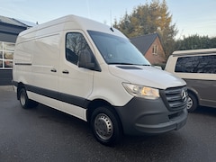 Mercedes-Benz Sprinter - 519 3.0 CDI V6 L2H2 Navi trekhaak BPM VRIJ 1e eig