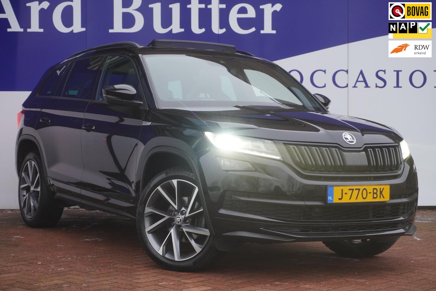 Skoda Kodiaq - 1.5 TSI Sportline+vitrual+Leder+Pano-dak+camera+adaptief-cruise=navigatie+elek-klep+20"lmv - AutoWereld.nl