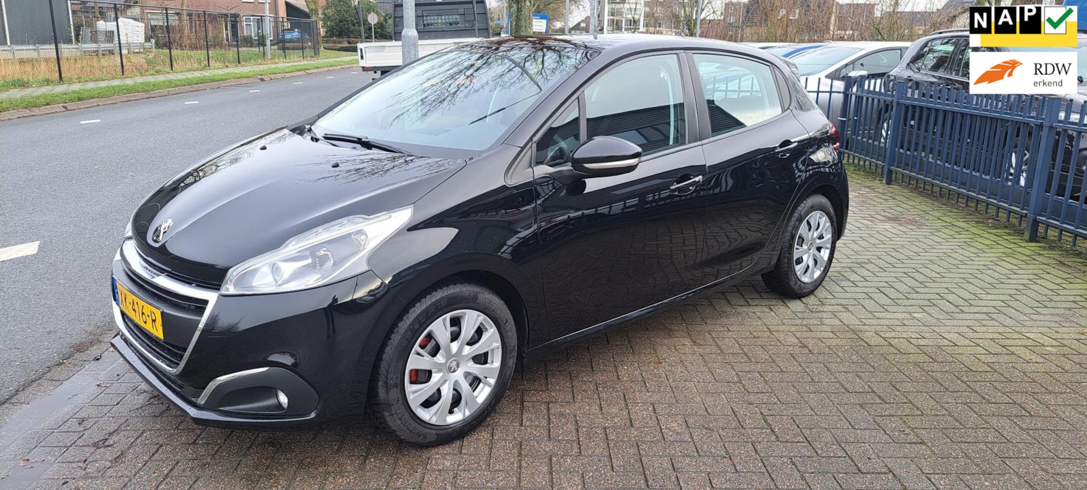 Peugeot 208 - 1.2 PureTech Blue Lease Active 1.2 PureTech Blue Lease Active - AutoWereld.nl