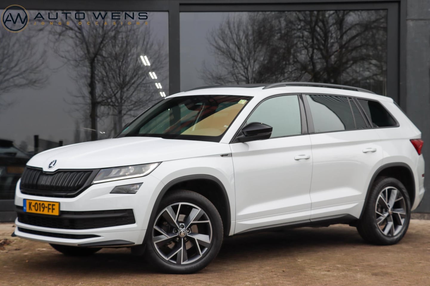 Skoda Kodiaq - 1.5 TSI Sportline Business DSG | Schuifdak | Trekhaak - AutoWereld.nl