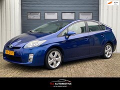 Toyota Prius - 1.8 Dynamic NAVI / PDC / HEADUP / LEER / CRUISE