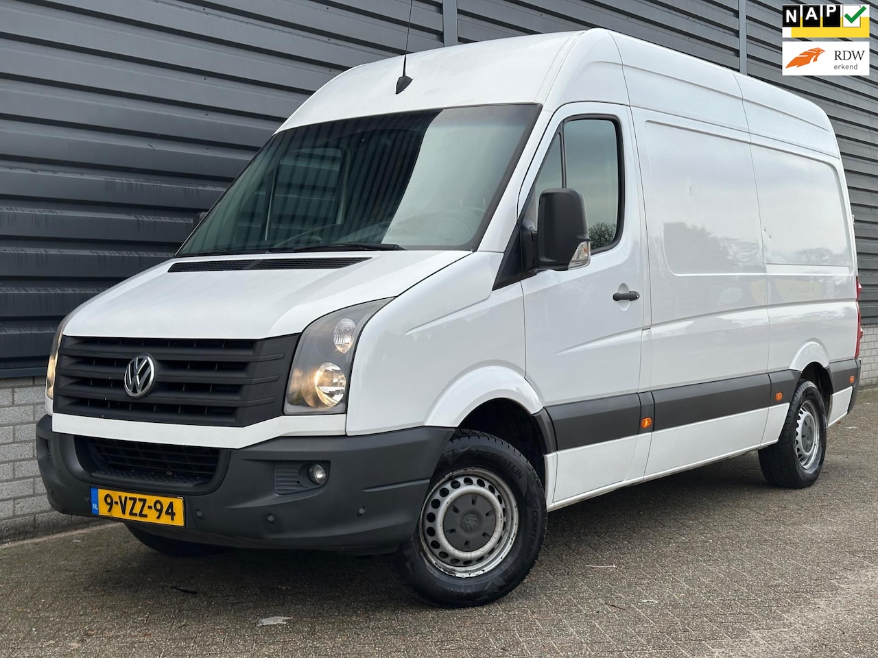 Volkswagen Crafter - 46 2.0 TDI L2H2 Navi Cruise PDC Nieuwe banden - AutoWereld.nl