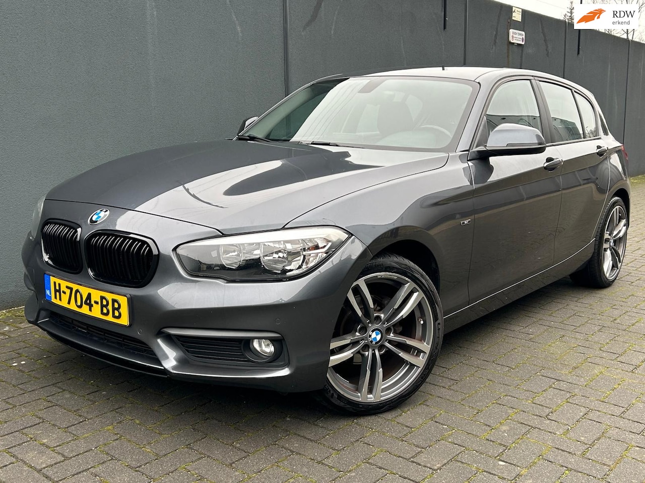 BMW 1-serie - 116i Sport / Goed Onderhouden / APK - AutoWereld.nl