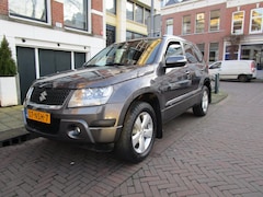 Suzuki Grand Vitara - 2.4-16V Exclusive 4X4 5 Deurs