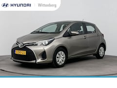 Toyota Yaris - 1.0 VVT-i Aspiration | Navigatie | Camera | All Season banden | Airco |