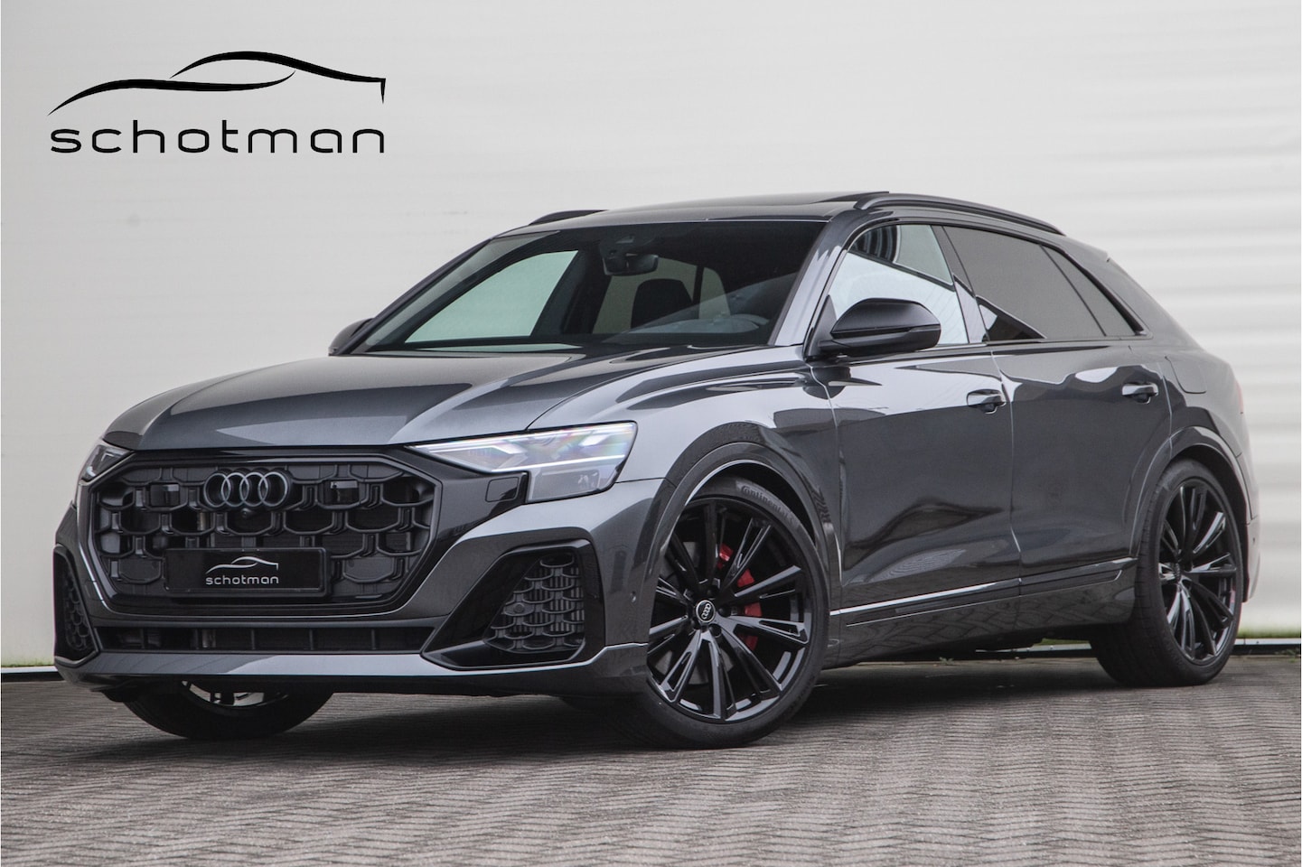 Audi Q8 - 60 TFSI e quattro Competition Pano, 4-wielsturing, RS stoelen, Carbon, 23" - AutoWereld.nl