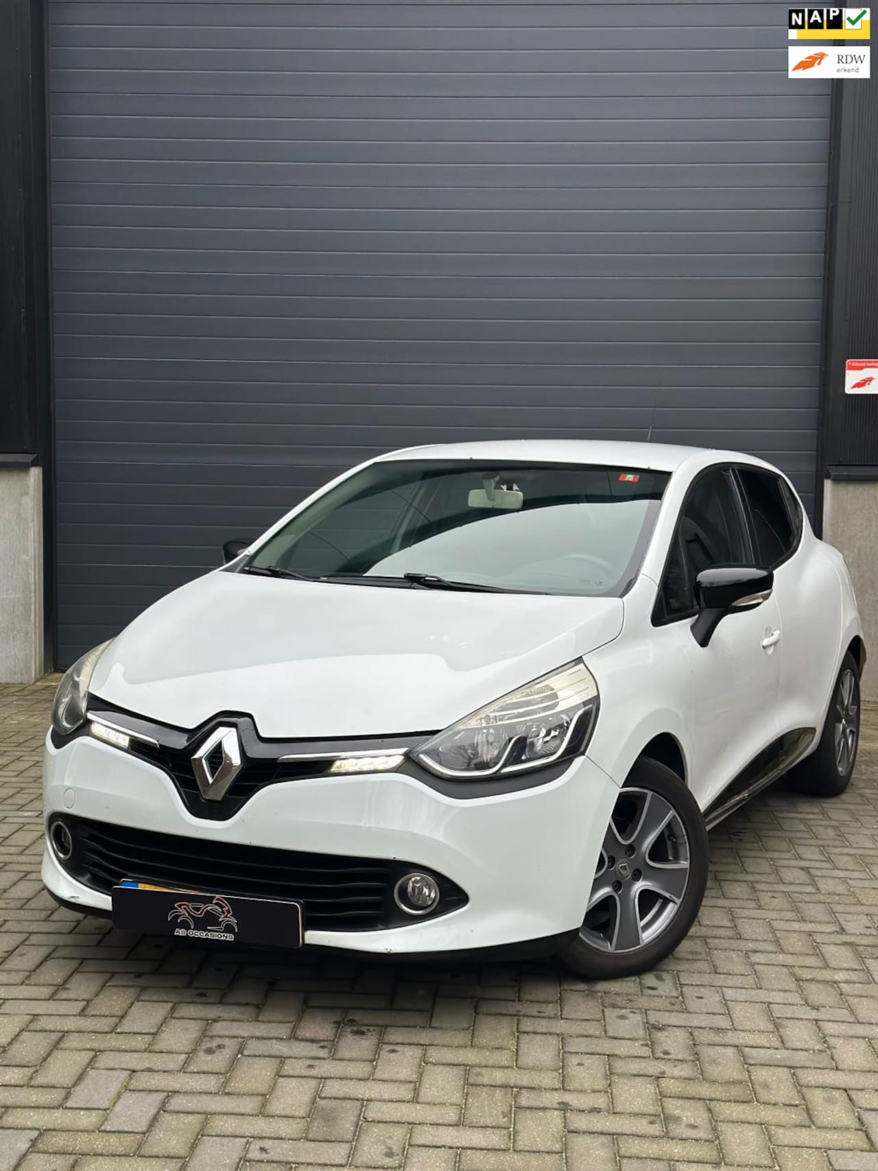 Renault Clio - 0.9 TCe Expression 0.9 TCe Expression - AutoWereld.nl