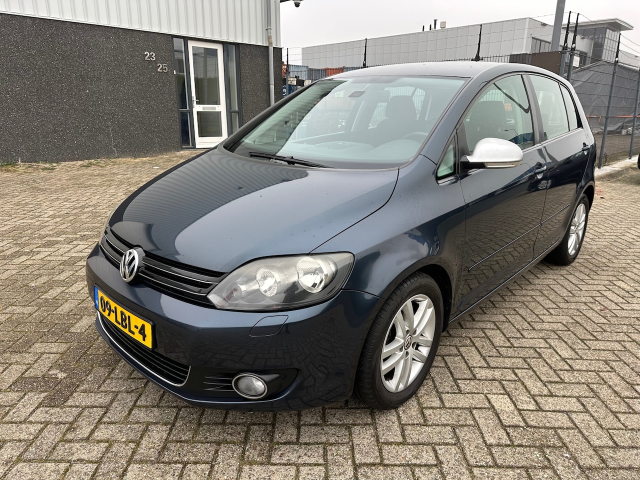 Volkswagen Golf Plus - 1.6 TDI Highline BlueMotion 2010 DSG EURO 5 - AutoWereld.nl