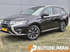 Mitsubishi Outlander - 2.0 PHEV instyle+/Trekhaak/Leder/360 Camera Outlander 2.0 PHEV instyle+/Trekhaak /Leder/36